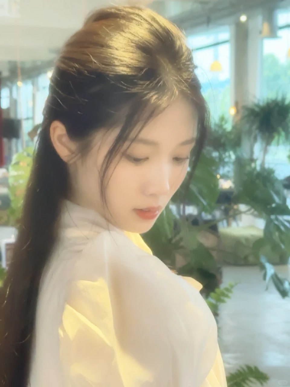 我需要一辆小摩托，上面坐着你和我 我要骑上我的小摩托歌曲