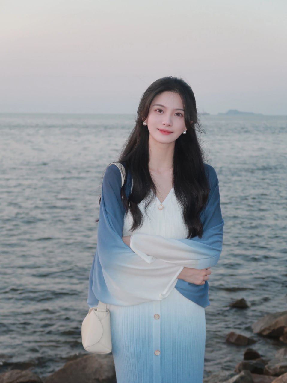 最美女硕士”夏小薇完美COS女枪 夏小薇高清图片