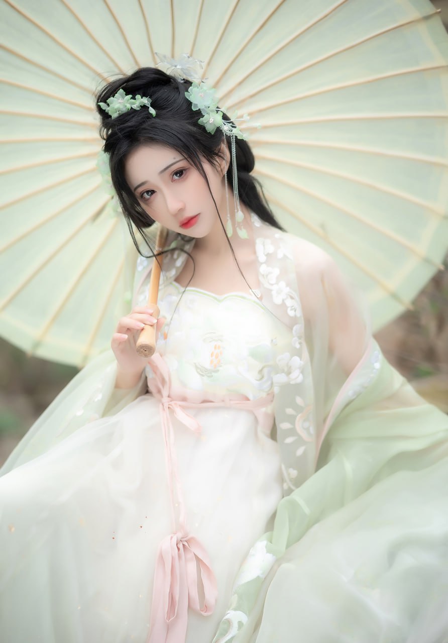 痣奶妹”龚叶轩归来史上身材最有料的D.Va 龚叶轩 日系可爱风mv 花絮