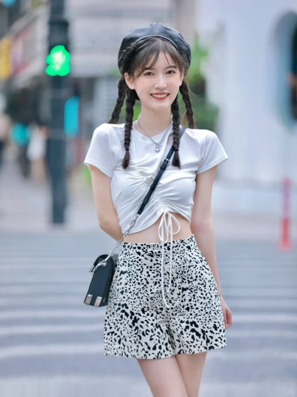你是想吃我还是被我吃掉？雅儿贝德精美COS欣赏 雅儿贝德百度百科