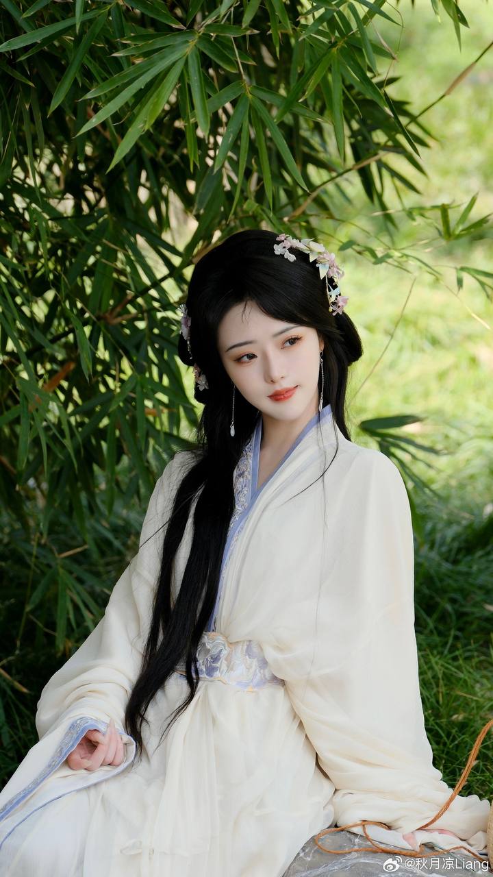 菠萝赛东生日 菠萝赛东生日会性感