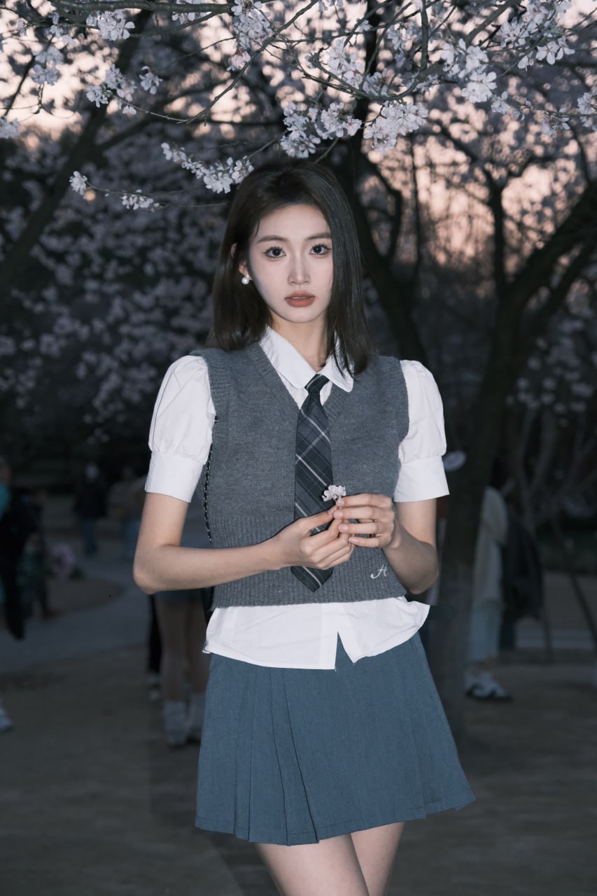 苓妹妹吖的真名是叫吴苓鑫吗 苓妹妹真名叫什么