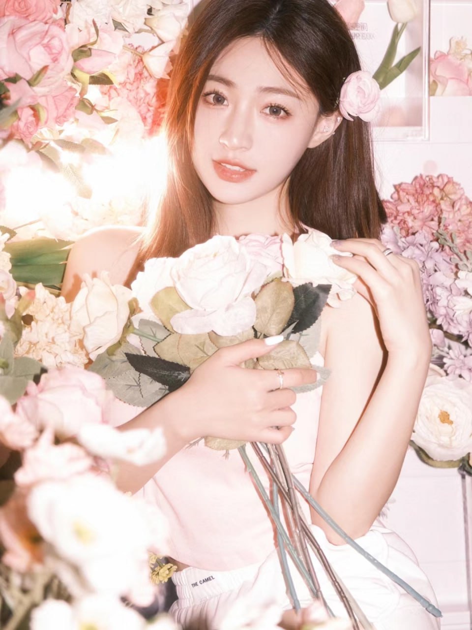 宅男女神兔子糖糖COS黑丝眼镜娘 兔子糖糖的图片