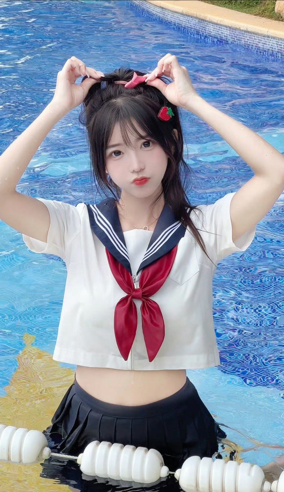 睡衣还是制服？Re：从零开始的异世界生活艾米莉娅COS秀 从零开始的异世界生活艾米莉亚美图