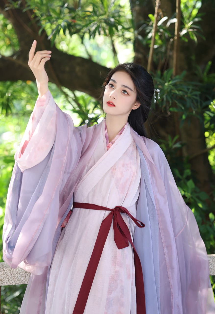 黑猫大人蓝妹薇薇欧尼三人关系 蓝妹和黑猫怎么了