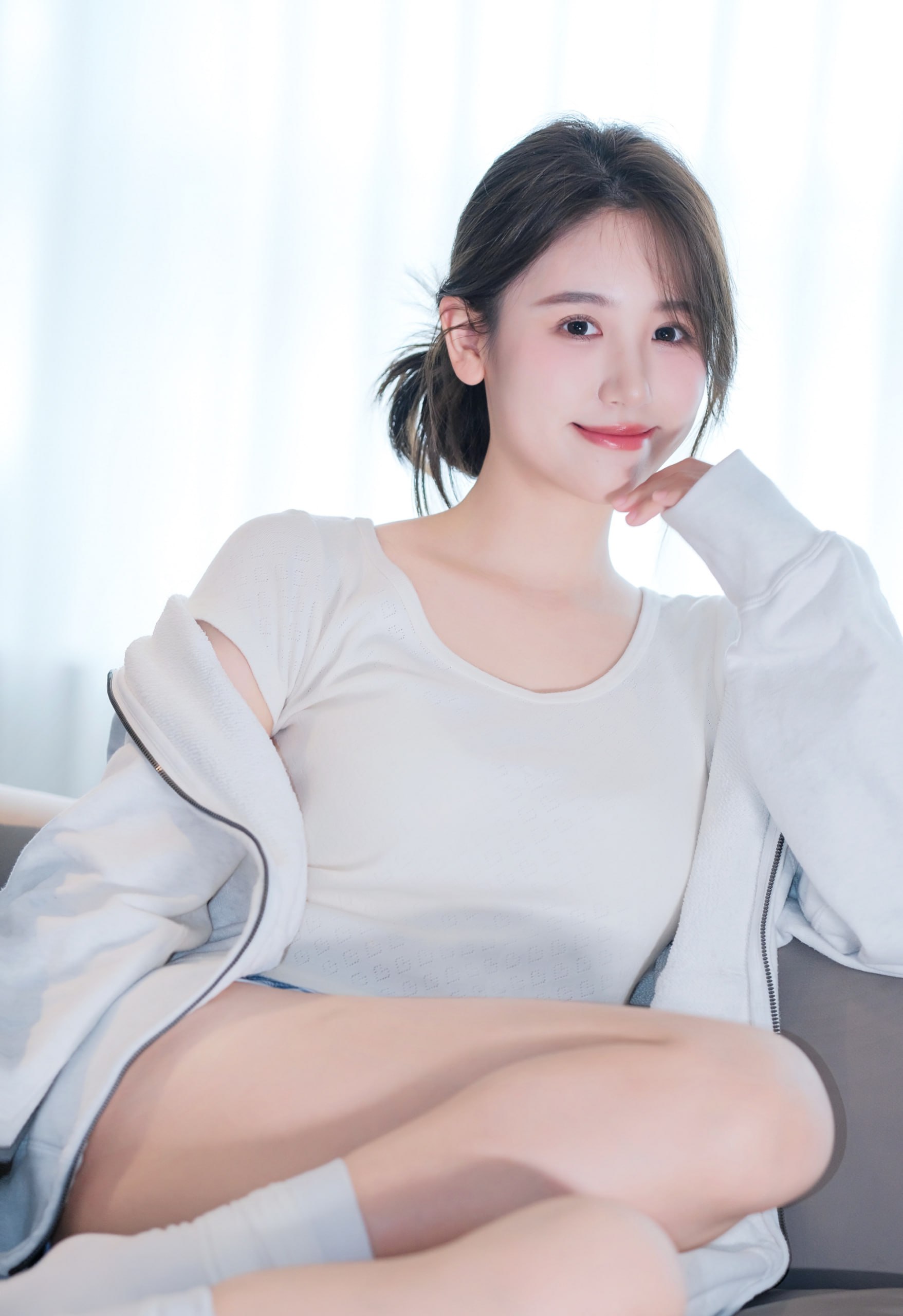 涓涓二姐和小诸葛 涓涓二姐老公