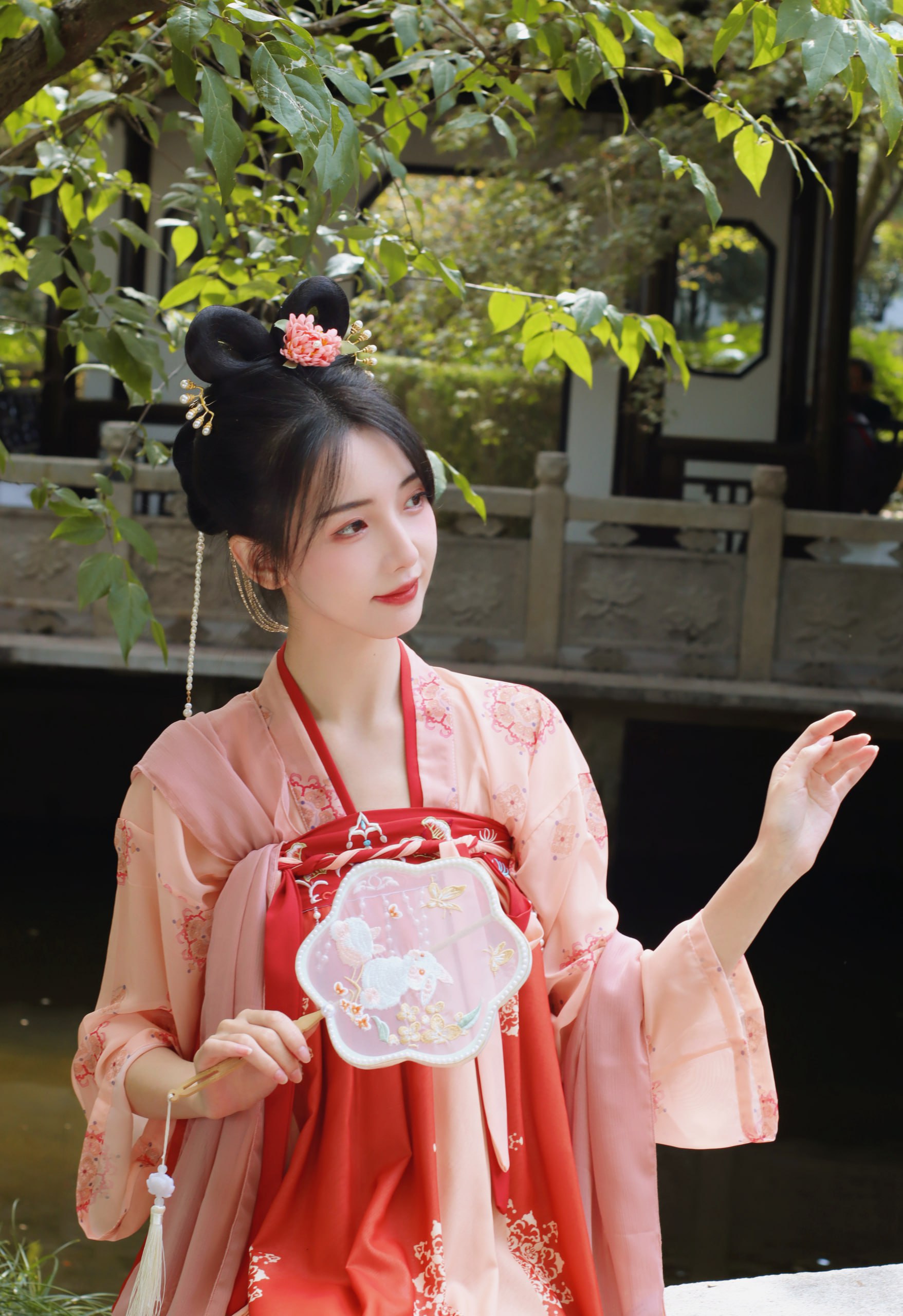 奶狮不咬人cos玫瑰 奶狮图集