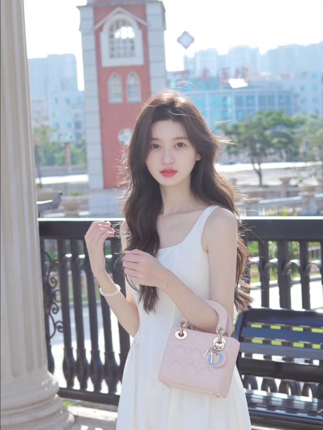 苓妹妹吖为什么不更新了? 苓妹妹呀的真名