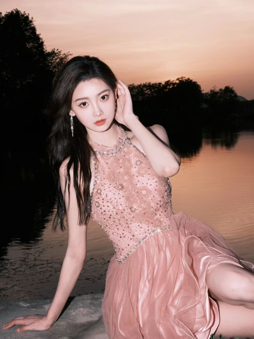 有这样的老师谁还逃课一周大师级美女COS集锦