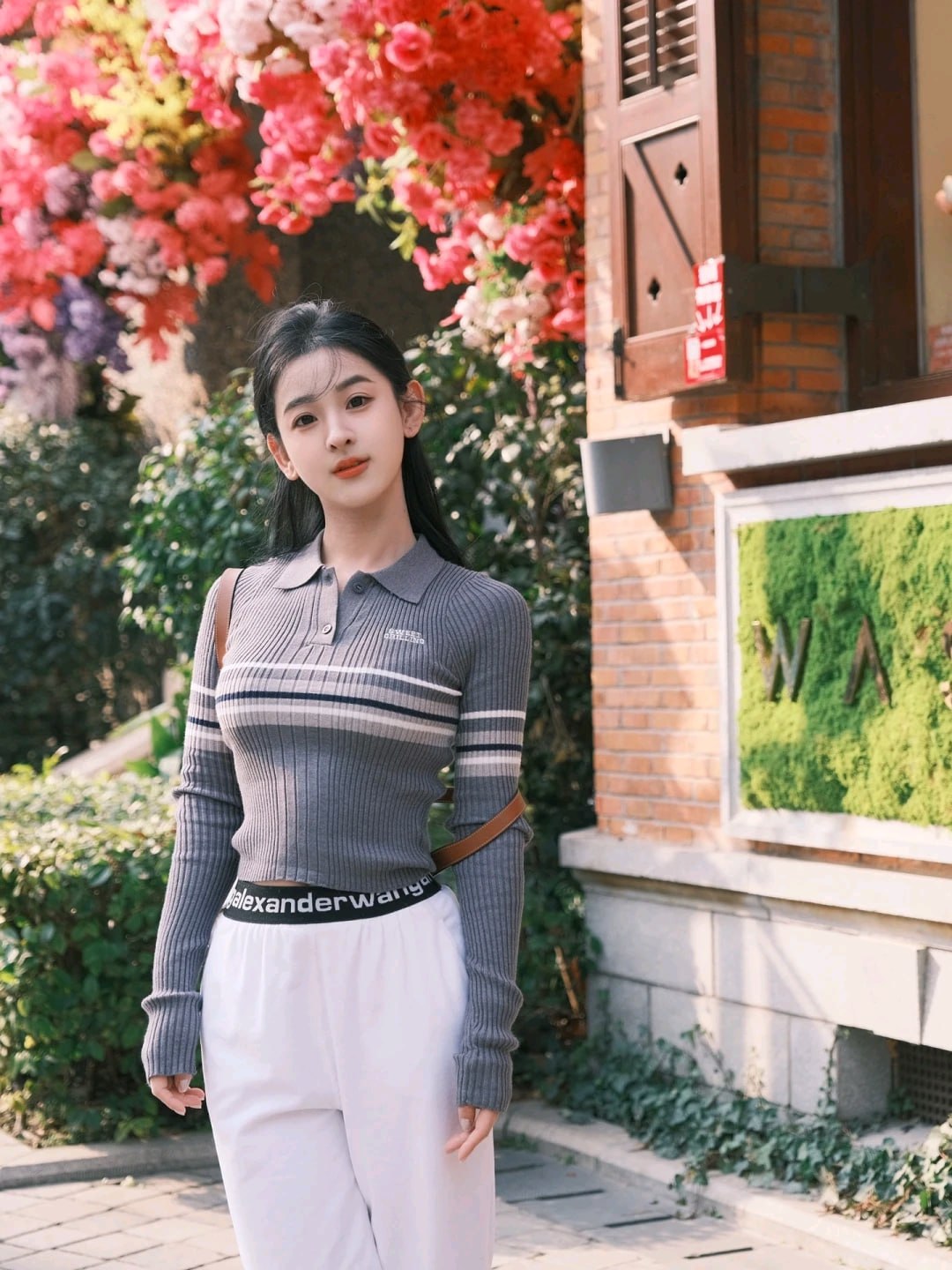 可爱萌妹白丝高叉旗袍COS写真 可爱萌妹白丝高叉旗袍cos写真图片