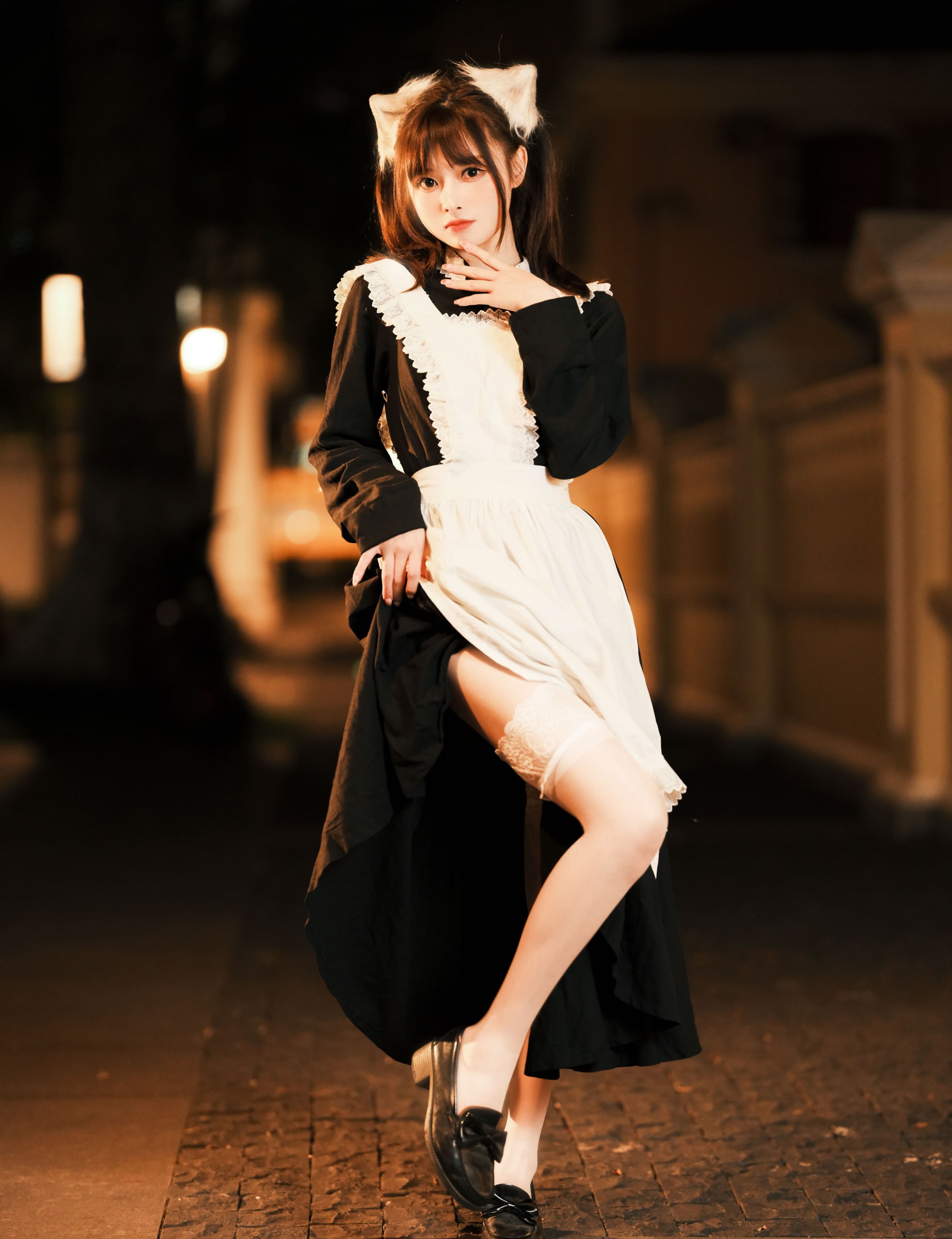 美女COS持枪执行官 美女cos持枪执行官图片