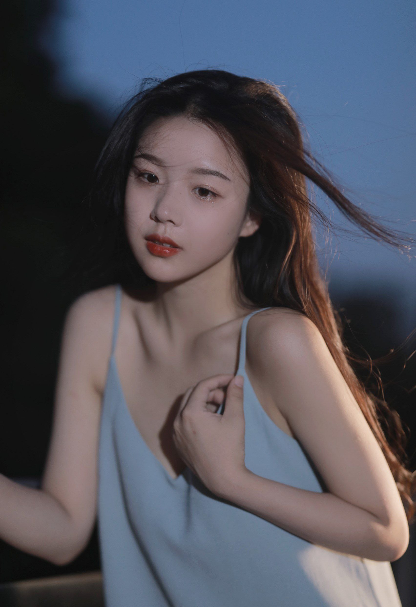 女神已胸涌而至 女神已胸涌而至小说