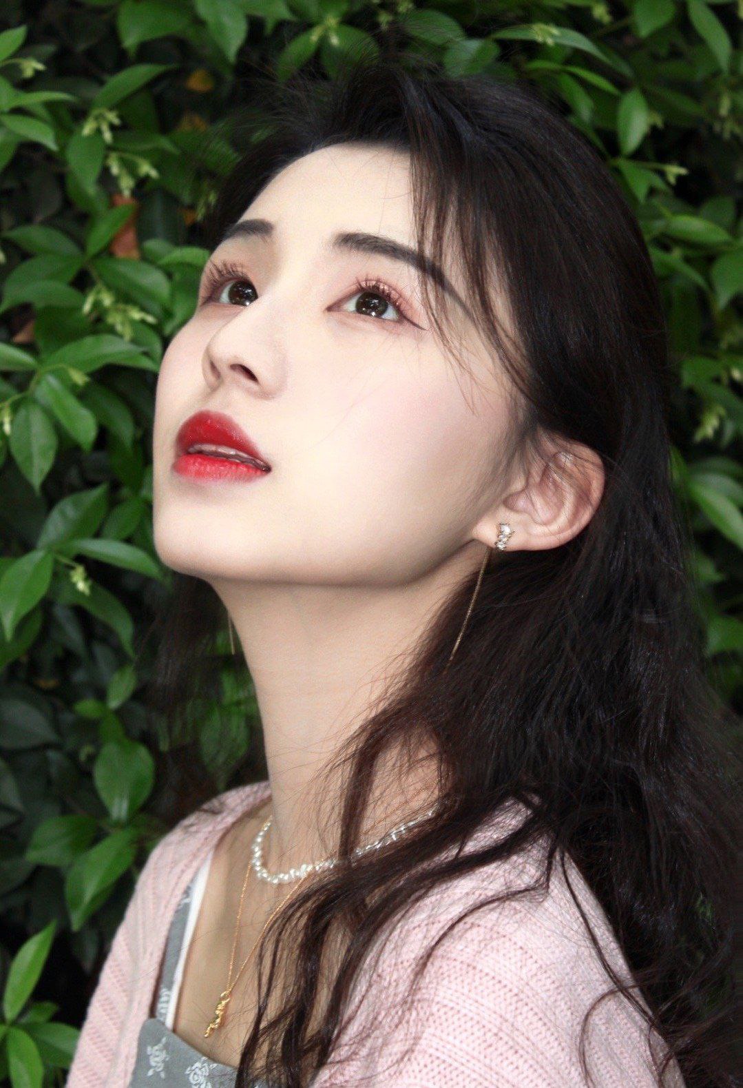 女猎人大快朵颐一周大师级美女COS精选