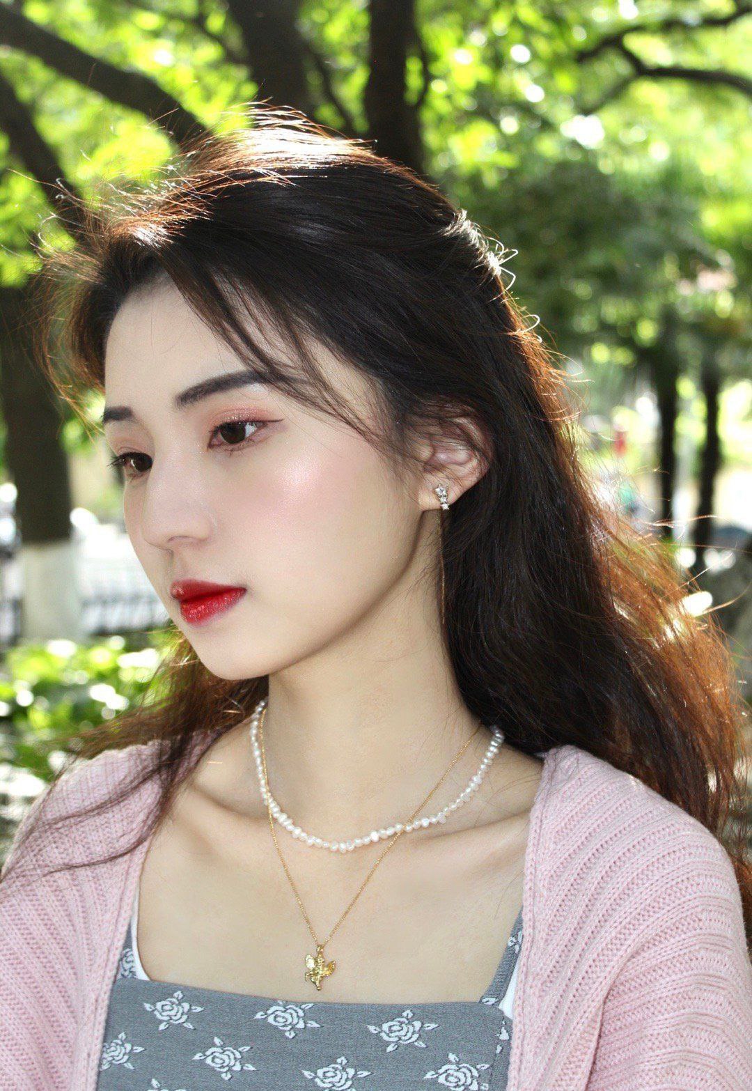 美不美先看腿11区妹子Kibashi性感Cosplay秀