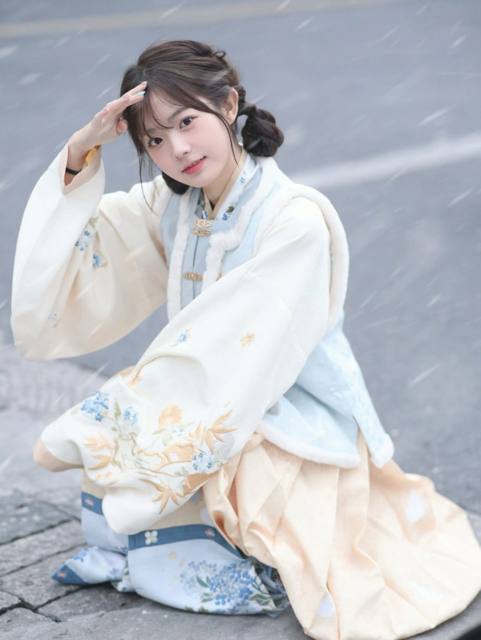 少女裙底风光春意无边 裙子少女心