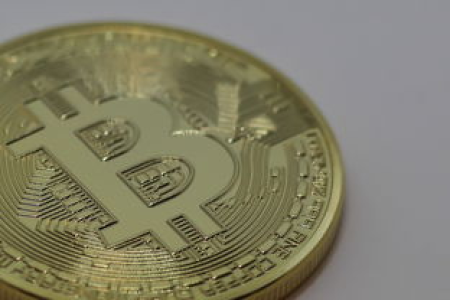 以太币和比特币价格对比：哪个更保值，哪个更赚钱？