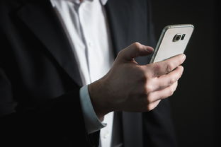 高收益免费挖币App是真是假？用户评价与风险评估
