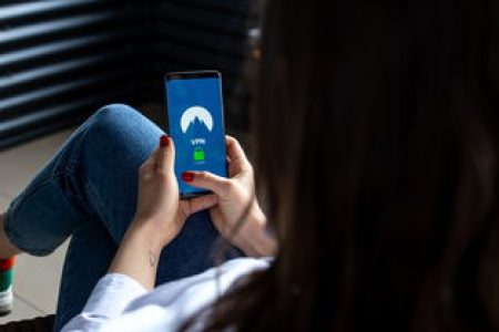 用免费挖币App赚钱，如何避免隐私泄露和财产损失？