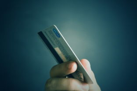 OKX账号交易被限制，资金还能安全提现吗？