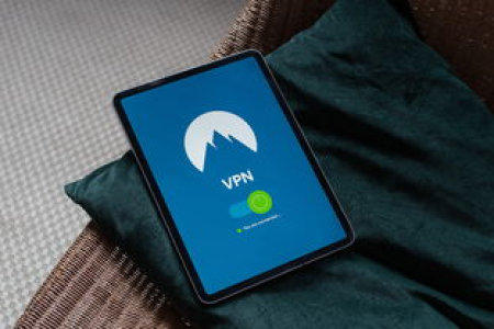 高效安全的虚拟币交易平台APP排行：避坑指南及推荐