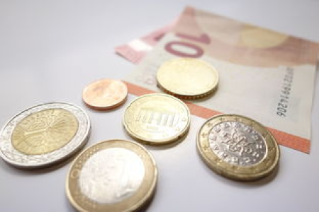 Pi币价格分析从暴跌60%到反弹160%投资者该怎么做