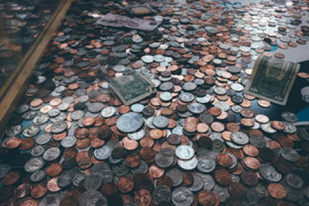 美联储利率决策前 比特币BTC下跌0.54%至93788美元