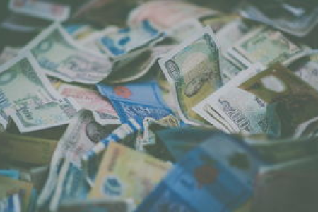 中国黄金市场2025年投资机会与风险分析