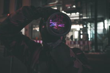 Solana的Dex卷与Memecoins纽约人拍摄揭秘