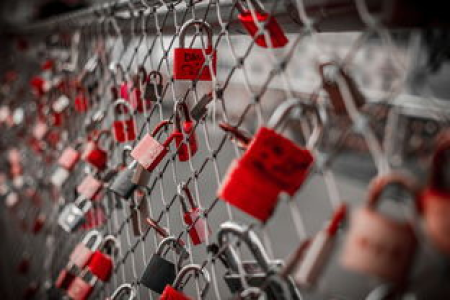 Bitget平台安全吗 用户必须了解的风险隐患